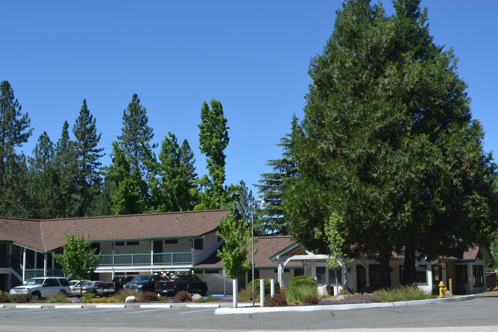 Pioneer Inn & Suites Volcano Luaran gambar