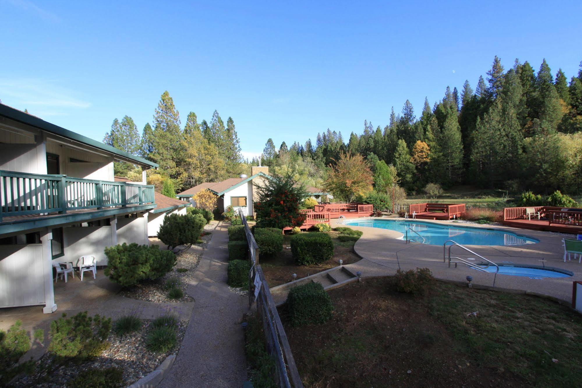 Pioneer Inn & Suites Volcano Luaran gambar