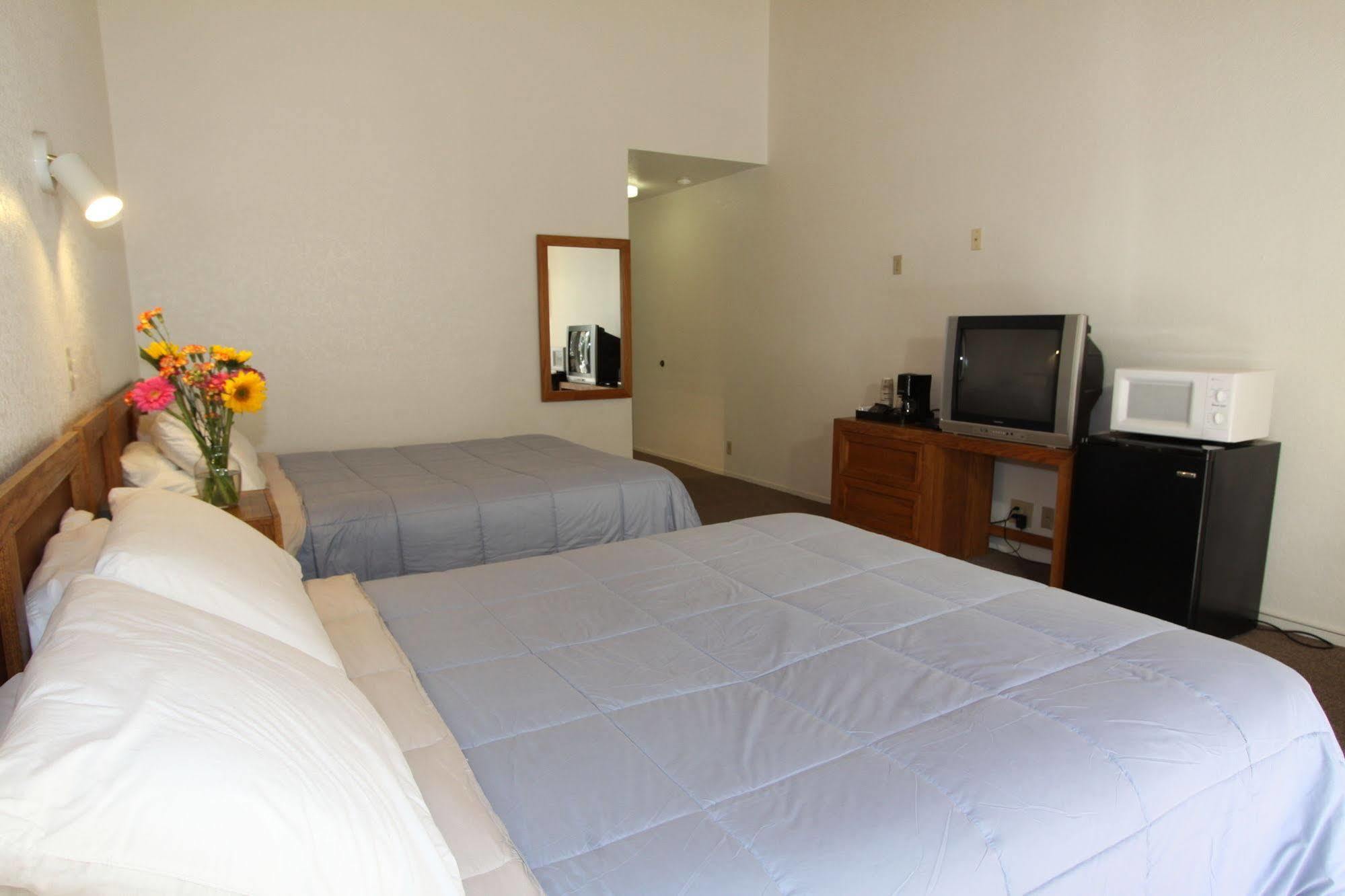 Pioneer Inn & Suites Volcano Luaran gambar